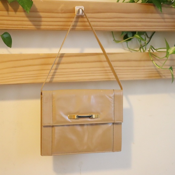 VINTAGE BAG - VOGUE EXCLUSIVE - Picture 12 of 16